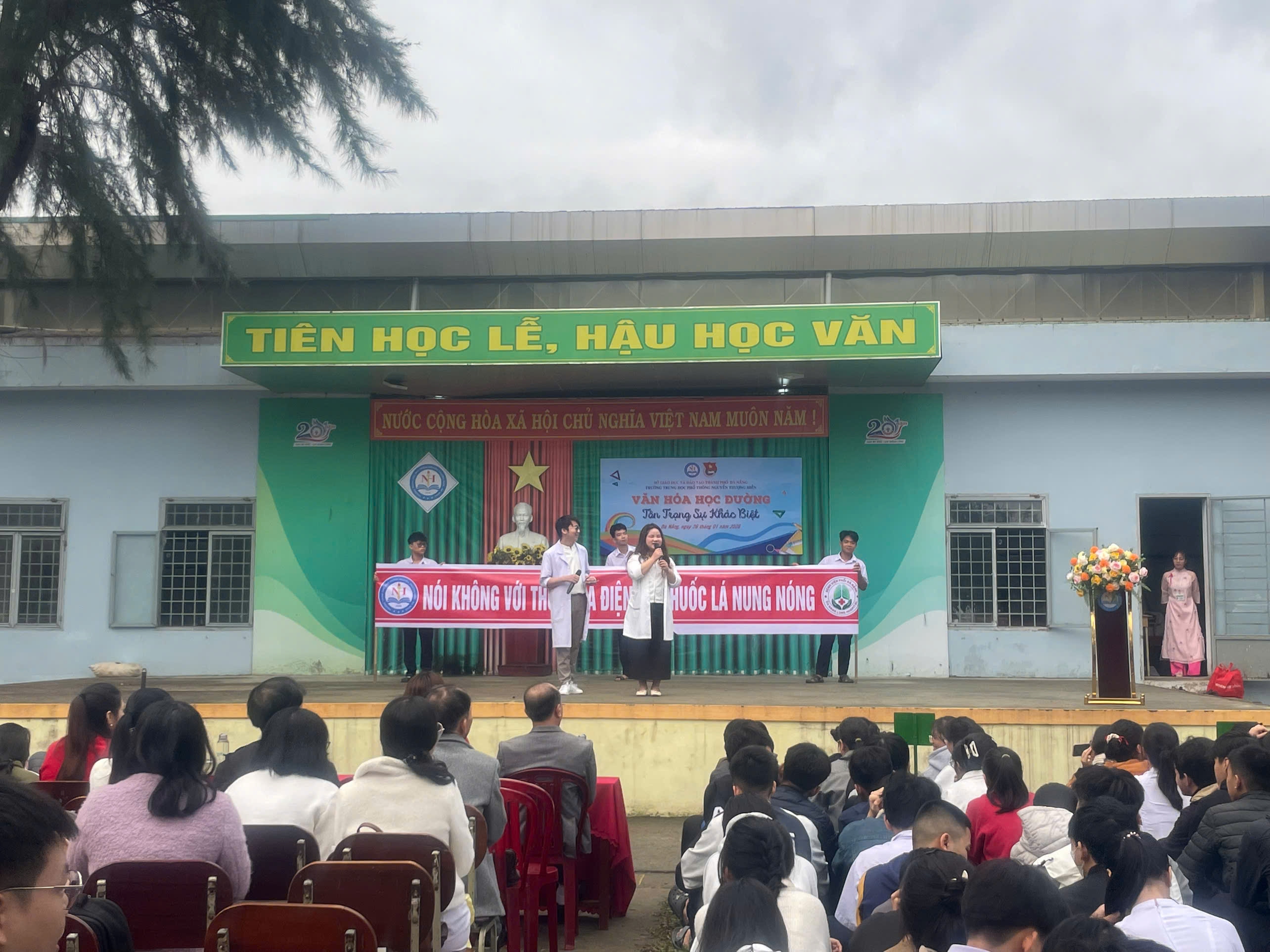 z7468156969385_1f788d514ba2c942224a9b7d98ee07e3